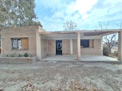 Terrenos Venta San Juan  Terreno 1.235 M Con Casa A Reciclar Por Calle Dr. Ortega. Reta Martilleros.
