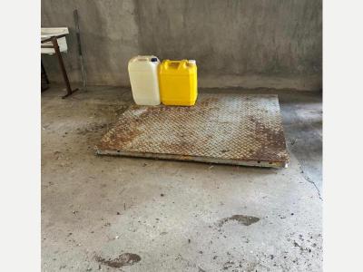 M�q. Herramientas Ferreteria Industrial BASCULA DIGITAL CON CABEZAL ELECTRONICO 