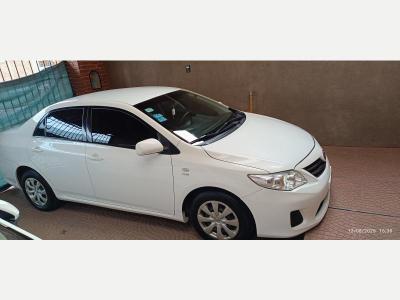 Toyota Corolla Sedan 2012 Usado