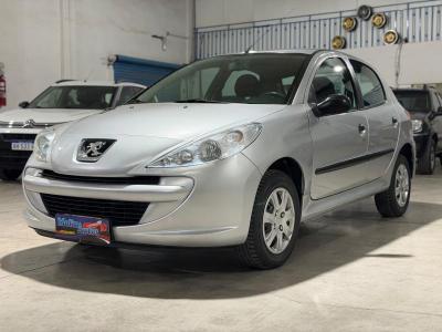 Peugeot 207 Compact 2013 Nuevo