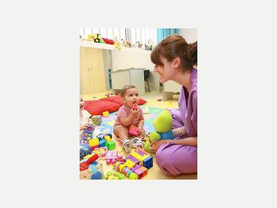  Busco trabajo para Auxiliar en Materno infantil 