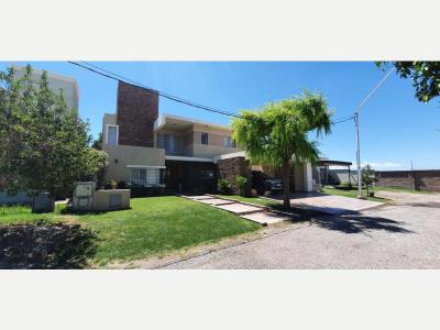 Casas Venta San Juan ADARVEZ MANZINI INMOBILIARIA