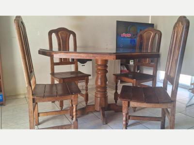 Hogar Muebles Jardin Compra Ventas varias Juego de mesa y sillas de algarrobo