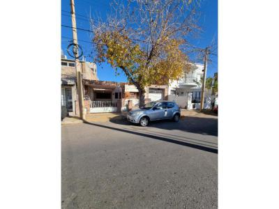 Terrenos Venta San Juan Terreno con casa para reciclar en venta en zona estratgica de Capital - Busso Propiedades