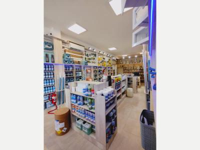 Oficios Carpinteros AMOBLAMIENTOS Y EQUIPAMIENTO COMERCIAL A MEDIDA