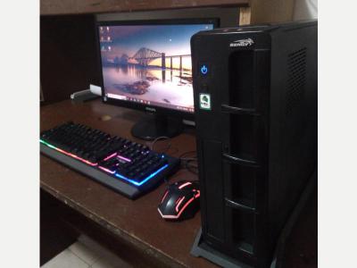 Electronica Computadoras  Vendo o permuto computadora de escritorio completa
