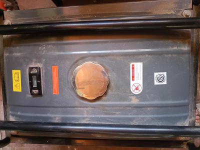 Compra Ventas varias Generador el�ctrico a nafta 2000walts 